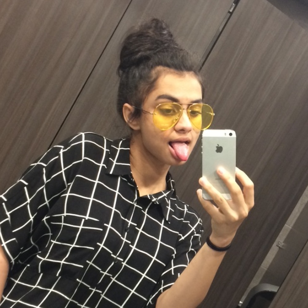 Meet your Posher, Megha